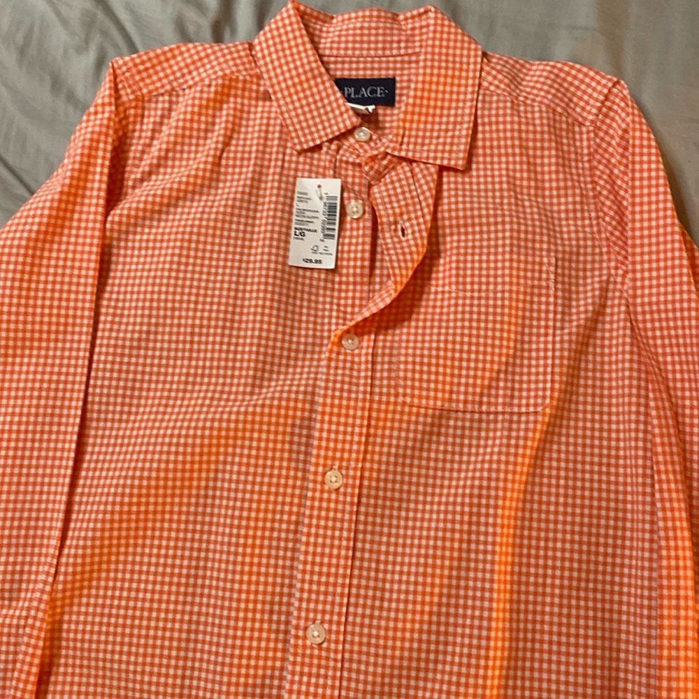 NWT orange and white gingham shirt from children’s Place boys size 10/12